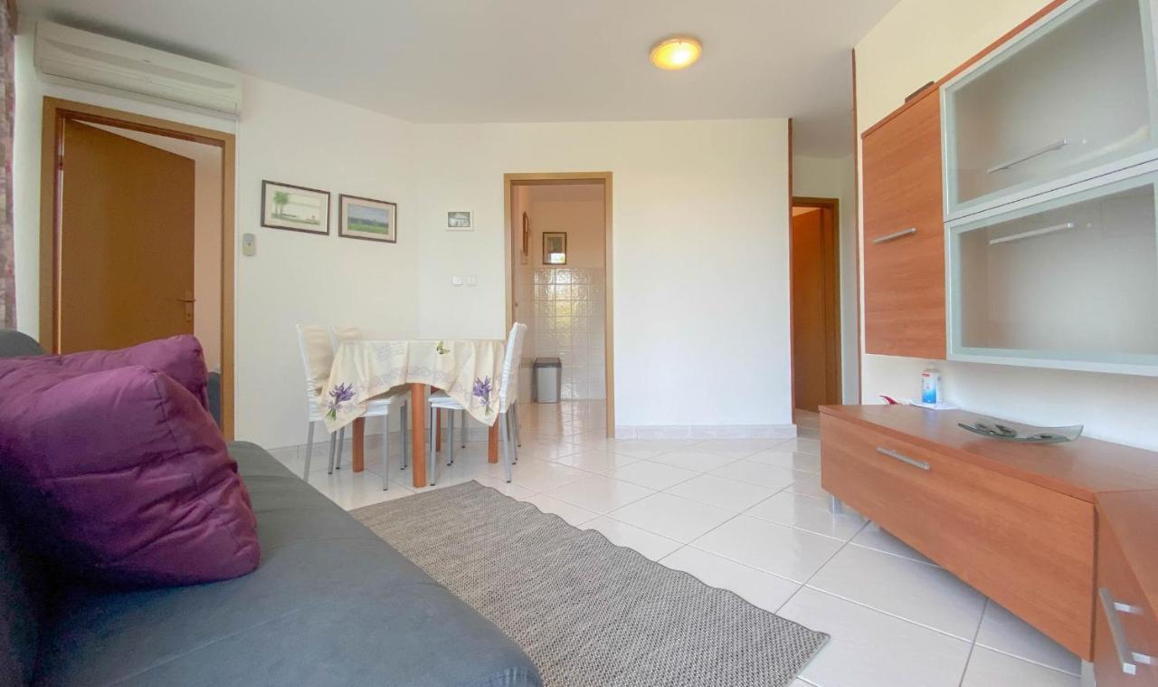 Romina Apartment Замбратия Екстериор снимка