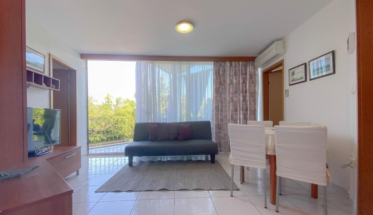 Romina Apartment Замбратия Екстериор снимка